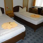Hotel Wasserburg 3*