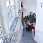 Wasserburg فندق
